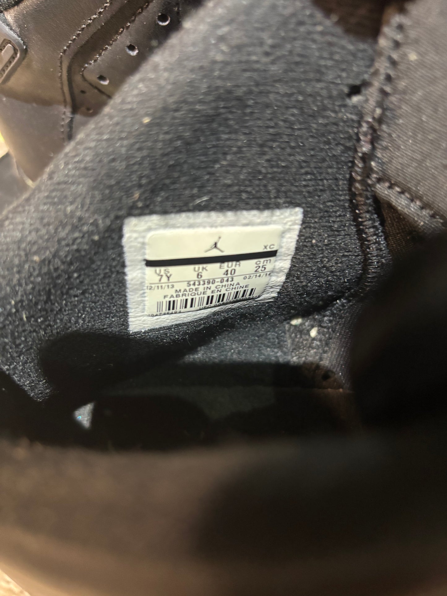 Air Jordan 6 Retro GG "Volt" Black/Volt - Size 7Y